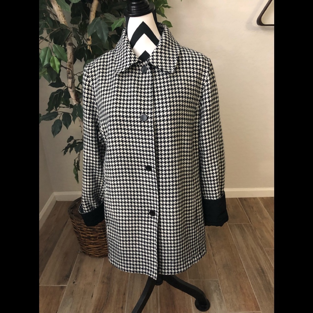 Worthington Reversible Swing Coat Houndstooth
